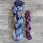 Load image into Gallery viewer, Purple Rain, hand-dyed yarn, 75% SW Merino &amp; 25% Nylon, 100g/425m
