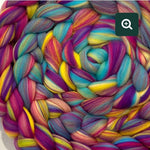 Load image into Gallery viewer, Merino fibre for spinning, felting, weaving or other crafts. 100g braid
