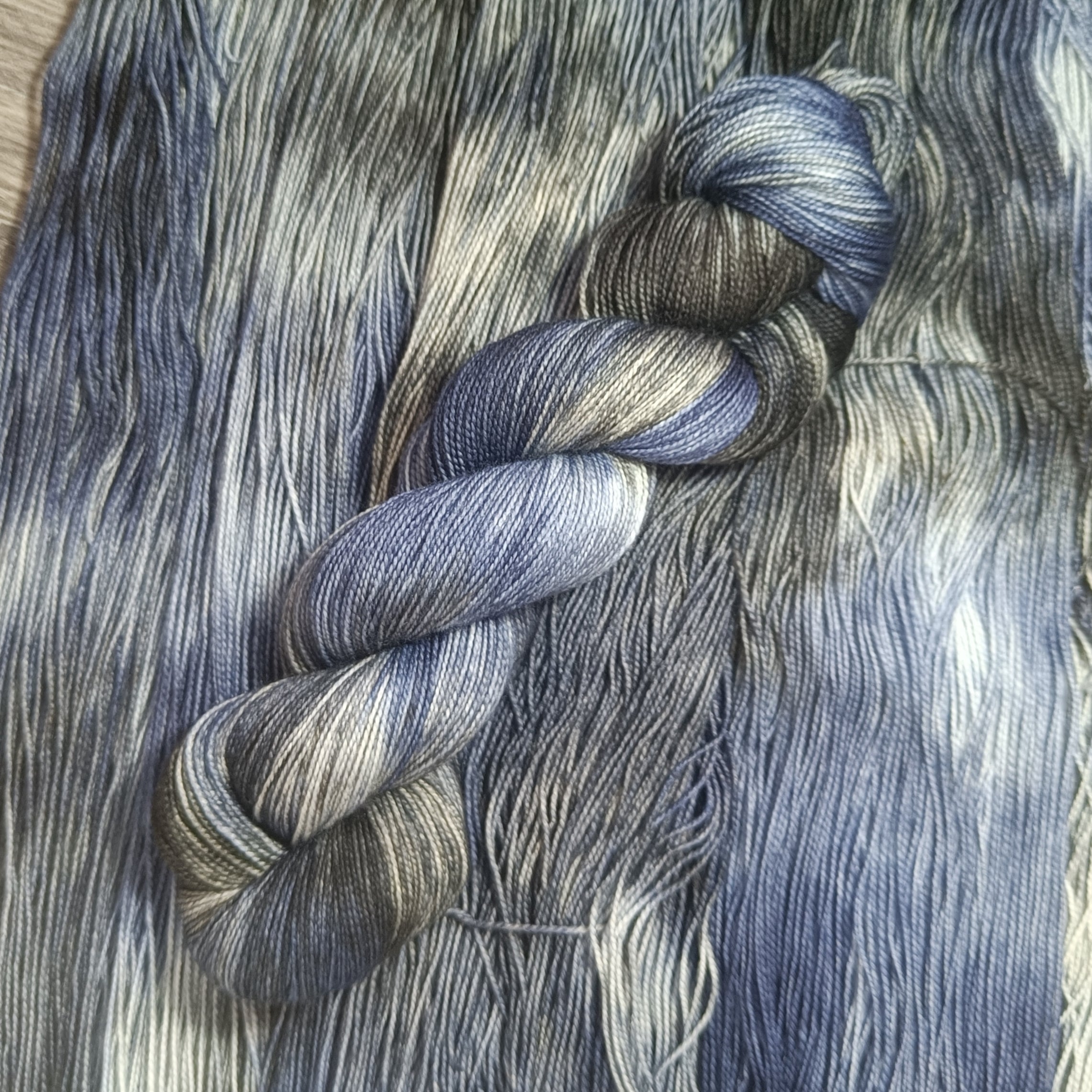 Midnight Sky - hand-dyed yarn Merino/Nylon - 100g skein