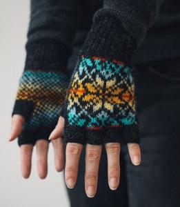 Faire Isle Knitting Pattern - Radiant Star Mitts
