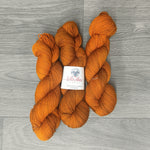 Load image into Gallery viewer, Shipwreck Rust - hand-dyed Merino/Nylon mix, 100g, 425m
